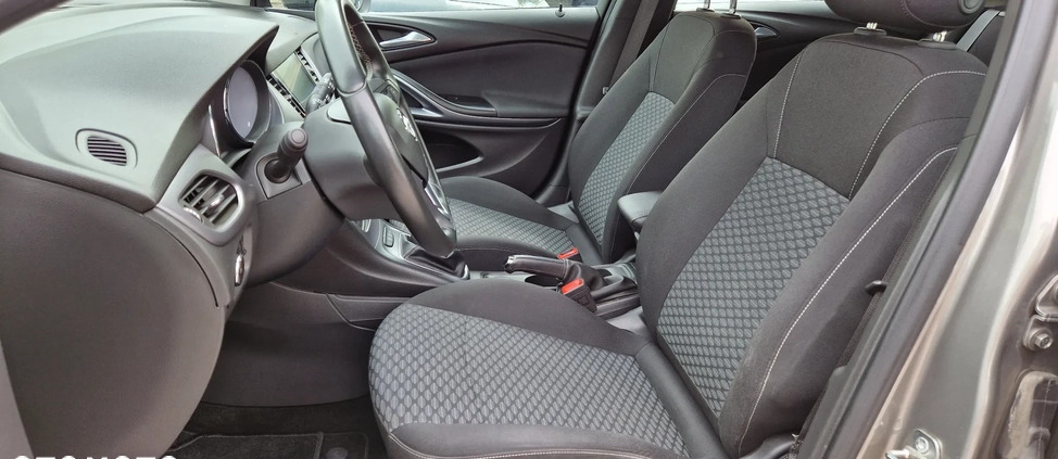 Opel Astra cena 39900 przebieg: 173000, rok produkcji 2016 z Tuszyn małe 742
